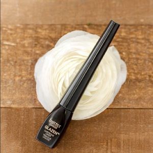 2/$20 Butter London Glazen Lustrous Liner